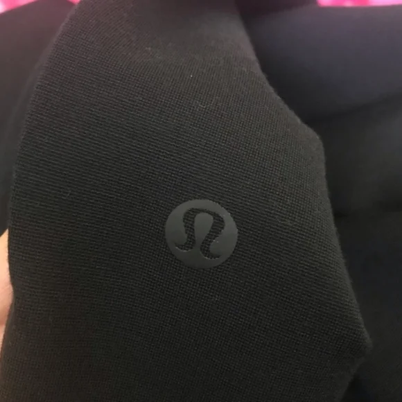 ✨️HOST PICK✨️ 🇨🇦 NWOT Lululemon On The Move Tailored Pants - Picture 10 of 14